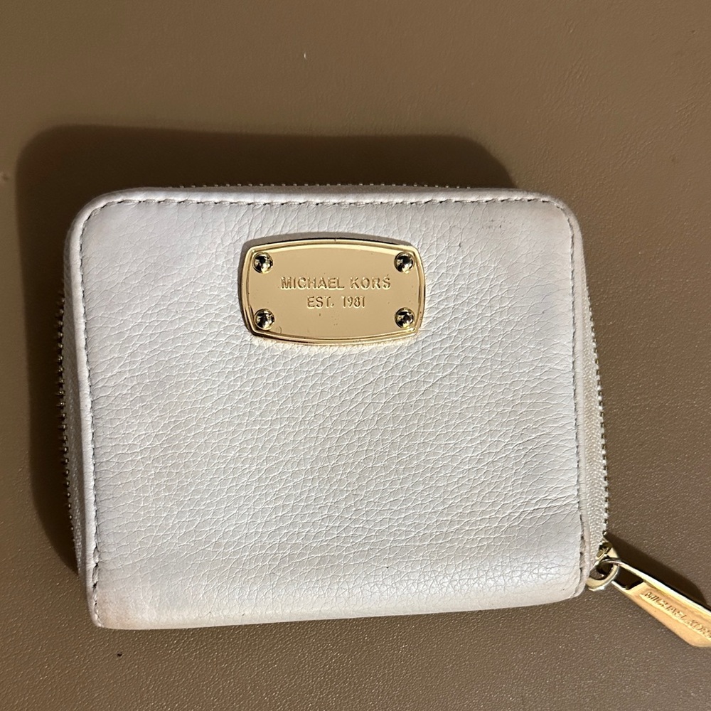 Michael Kors Small Zipper Cream Leather Wallet with Gold Accents